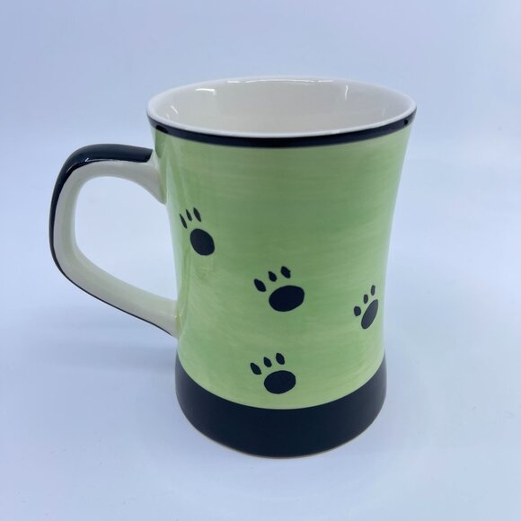 huesnbrews black cat  mug & saucer set on green background - Picture 5 of 7